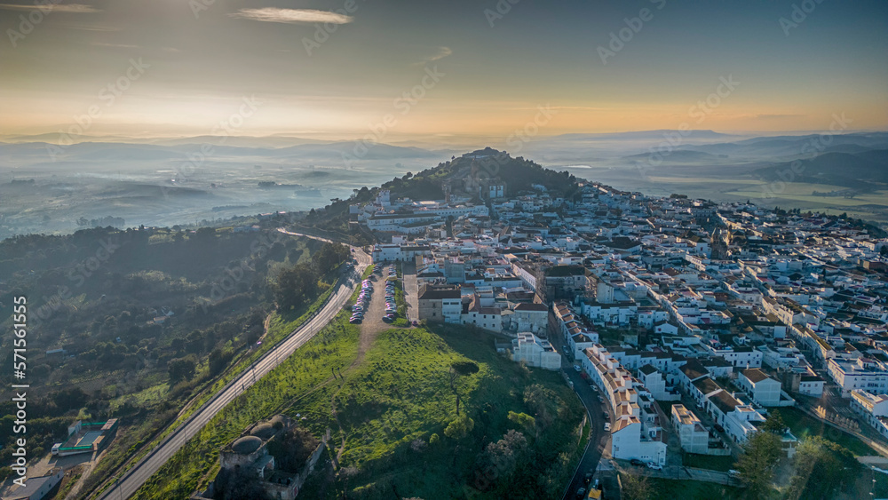 Obraz premium Vista aérea del municipio de Medina Sidonia, en la provincia de Cádiz, España 