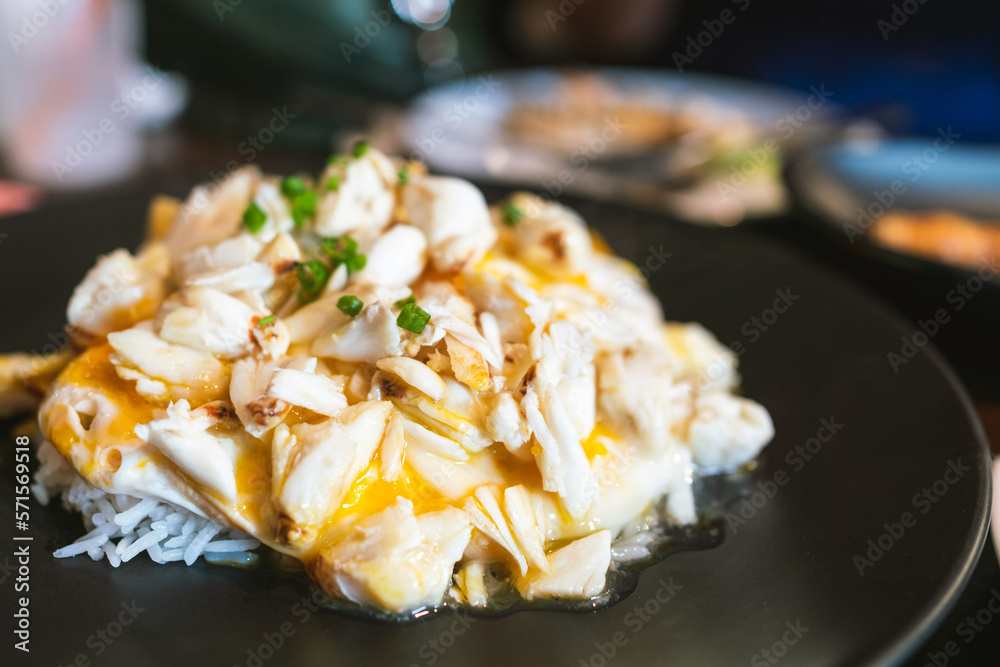 Crab omelette over rice, The fluffy omelette with chunks of fresh crab