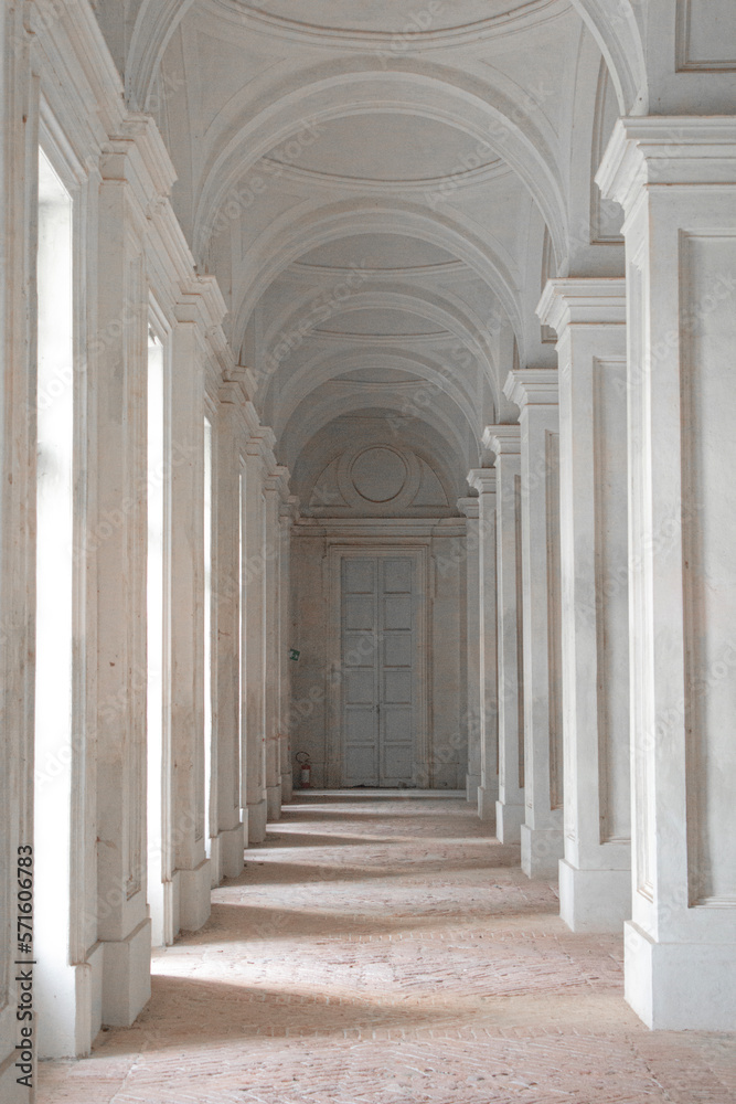 Obraz premium Antica galleria di architettura classica