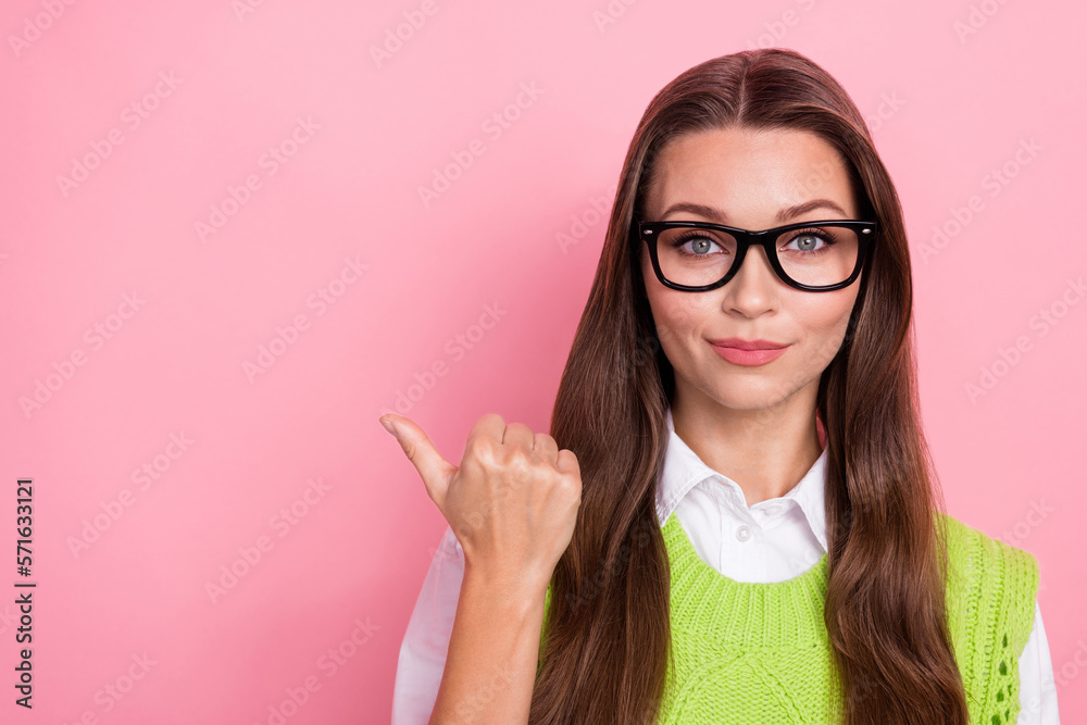 Photo of clever adorable lady tutor translator arm direct empty space offer lessons discounts sale isolated on pink color background Photo of clever adorable lady tutor translator arm direct empty space offer lessons discounts sale isolated on pink color background