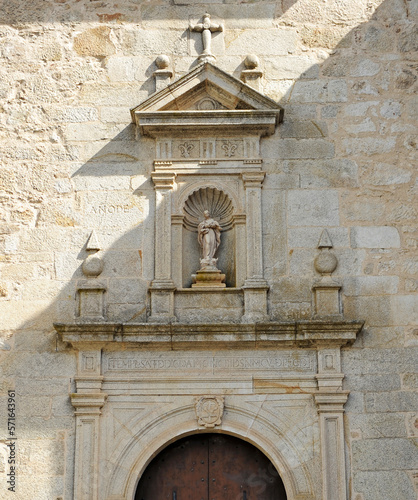 Detalle de la portada de la iglesia del Monasterio del Palancar, Pedroso de Acim, provincia de Cáceres, España photo