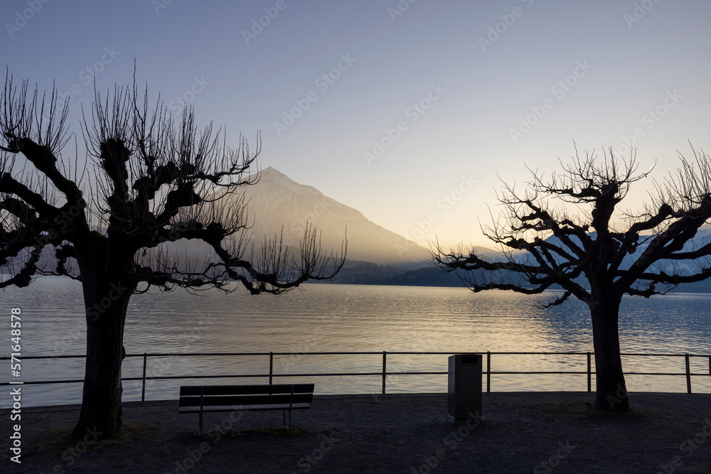 thunersee niesen abendstimmung berner oberland thunersee niesen abendstimmung berner oberland