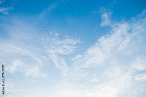Fototapeta Naklejka Na Ścianę i Meble -  Cloud and blue sky.