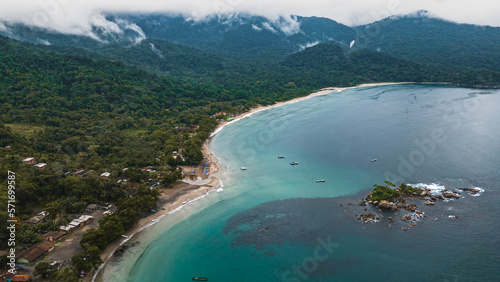 Ilhabela Ilha Litoral Paulista São Paulo Brasil Praia São Sebastião Veleiro Barco Barcos Oceano Mar Marina Iate Viagem Turismo Natureza Costa Tropical Paraíso Porto Feiticeira Castelhanos Verão Sol  photo