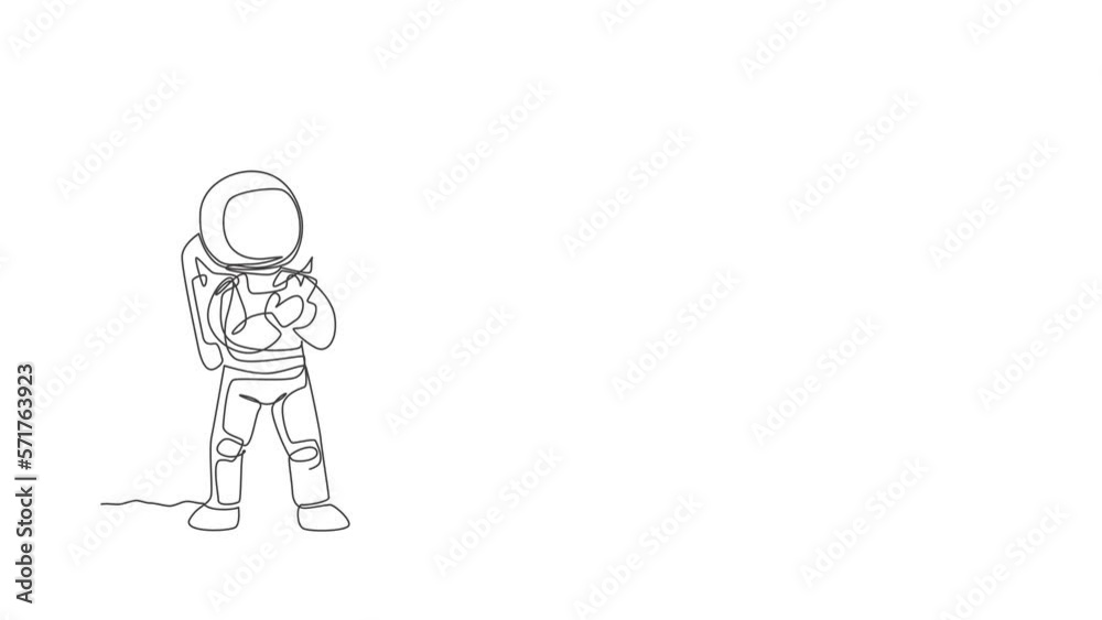 Animation of one line drawing of astronaut playing airplane radio control in moon land. Doing hobby while leisure time in deep space concept. Continuous line self draw animated. Full length motion. Animation of one line drawing of astronaut playing airplane radio control in moon land. Doing hobby while leisure time in deep space concept. Continuous line self draw animated. Full length motion.