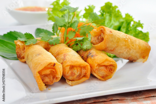 vietnam spring rolls snack