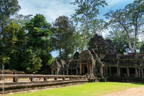 Pullen Cambodia tower temple photo