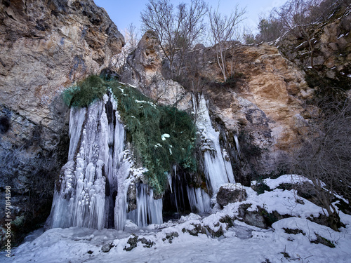 Cascata di Ghiaccio al Gran Sasso photo