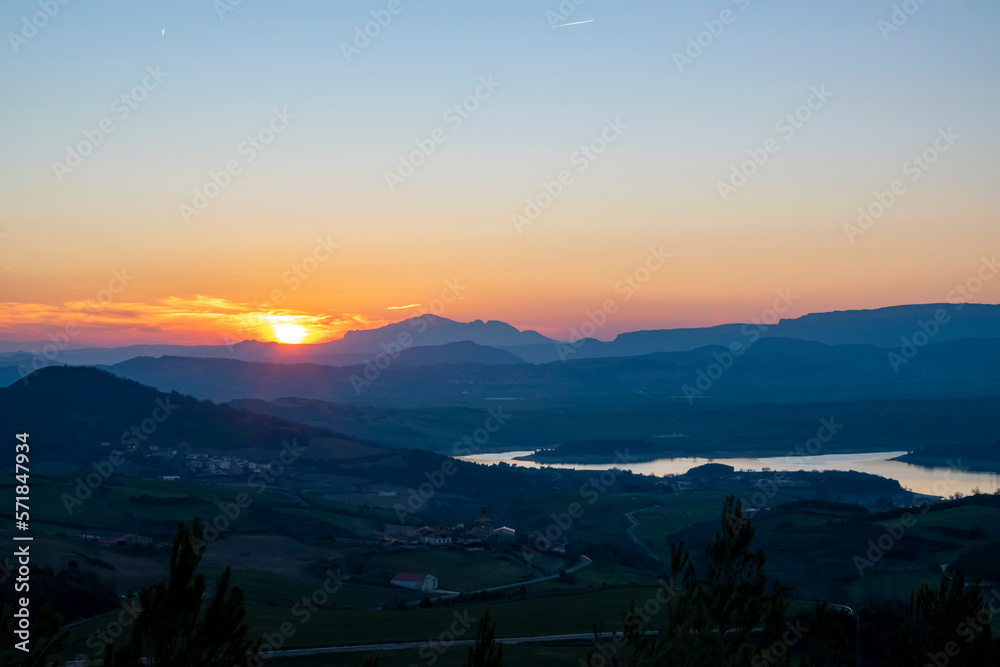 Obraz premium sunset in the mountains