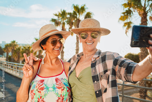 Εκτύπωση καμβά Women, peace selfie and holiday smile in Miami with happiness from summer travel and vacation