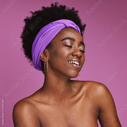 Fototapete Face, beauty and skincare with a model black woman on a pink background in studio for natural care