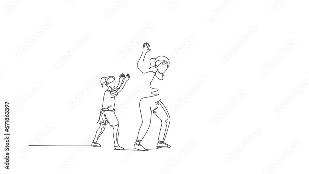 Animated self drawing of single continuous line draw young mother playing basketball fun with her son and daughter at home field. Happy family parenthood concept. Full length one line animation.