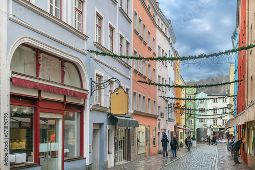 Canvas Print Street in Wasserburg am Inn, Germany