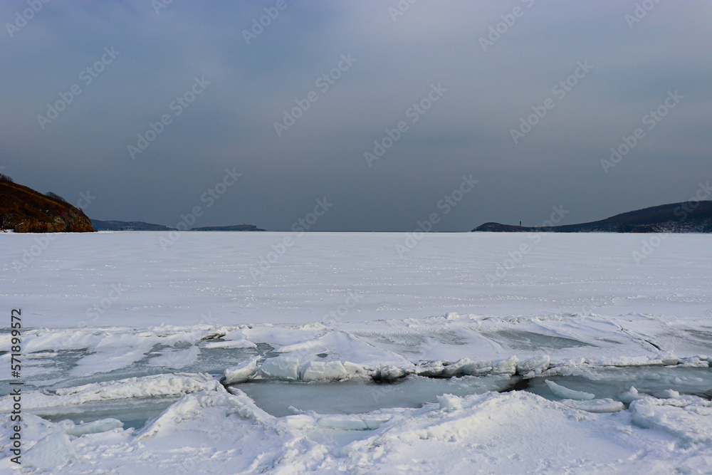 Selective focus. Ice hummocks. Blocks of ice.