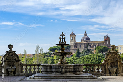 Vue depuis la terrasse d'un palace du centre historique de Viterbo en Italie