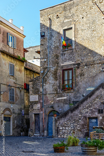 Fototapeta Naklejka Na Ścianę i Meble -  Balade dans le centre d'une vieille ville en Italie