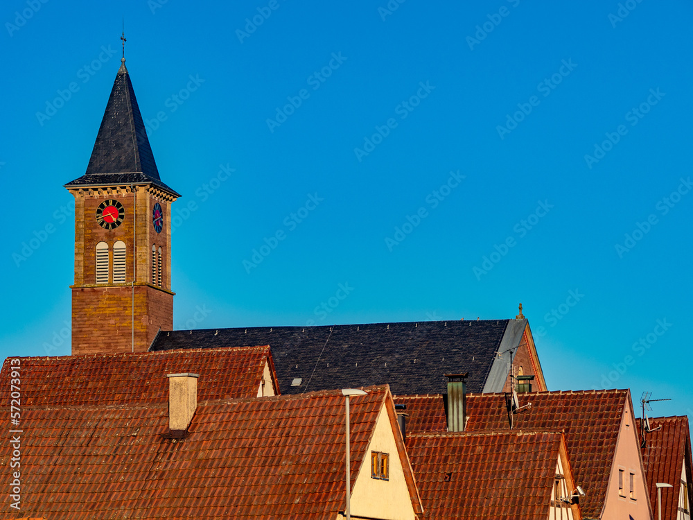 Kirche und Dächer Kirche und Dächer