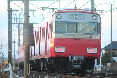 青空と名鉄電車