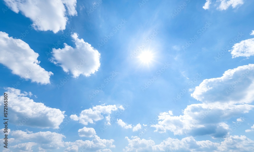 Weiß-blauer Himmel mit strahlendem Sonnenschein und Cumulus-Bewölkung
Weiß-blauer Himmel mit strahlendem Sonnenschein und Cumulus-Bewölkung