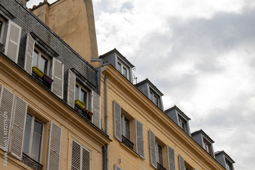 Fototapeta premium old building in the city