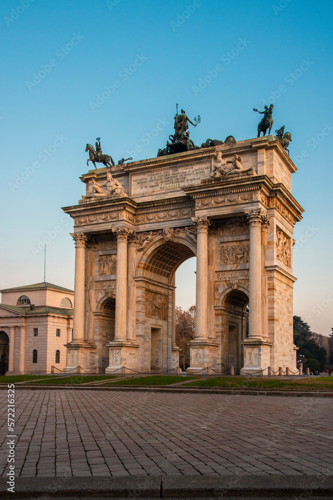 Obraz premium Arco della Pace in Milan, Italy.