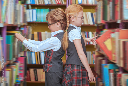 Fototapeta two smart kids