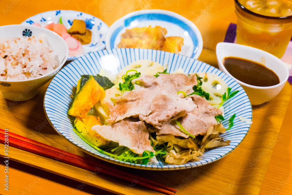 手作り豚しゃぶ定食 手作り豚しゃぶ定食