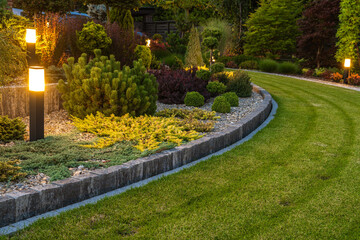 Leinwandbilder Schwarz Residential Garden Landscaping Design Idea  © Tomasz Zajda