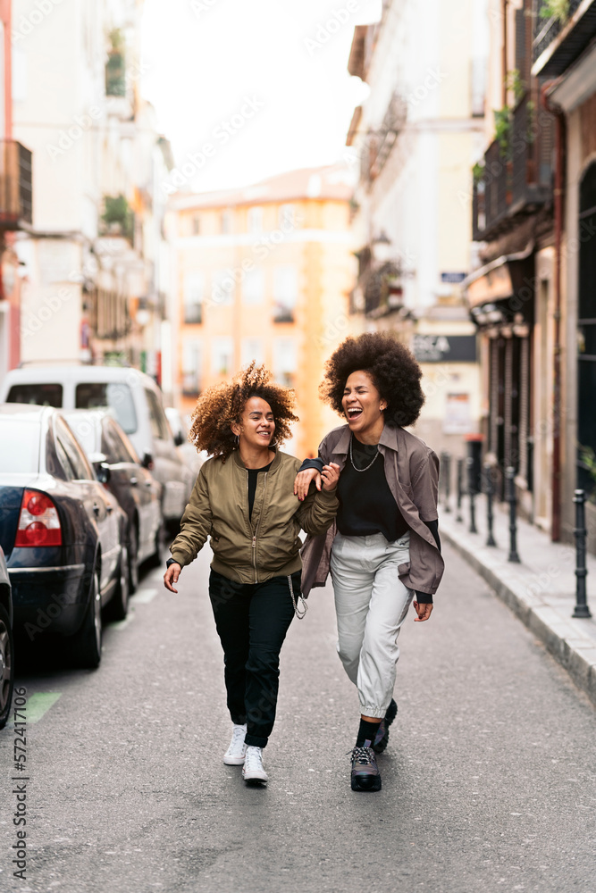 Afro Friends in the City