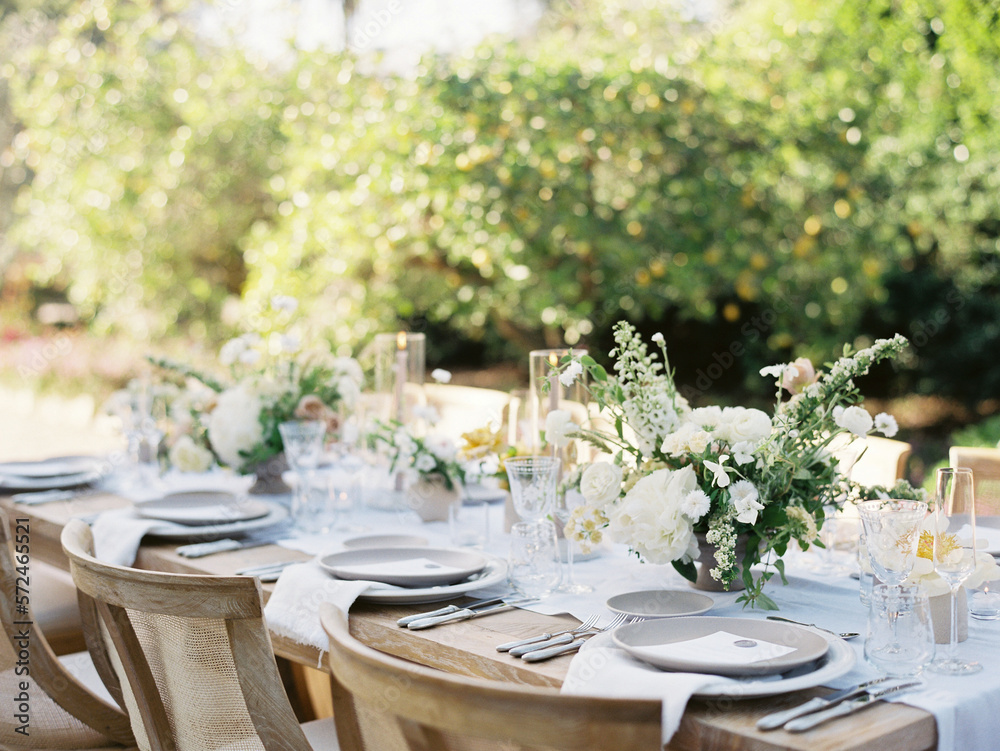 Al Fresco Dining Tables Al Fresco Dining Tables