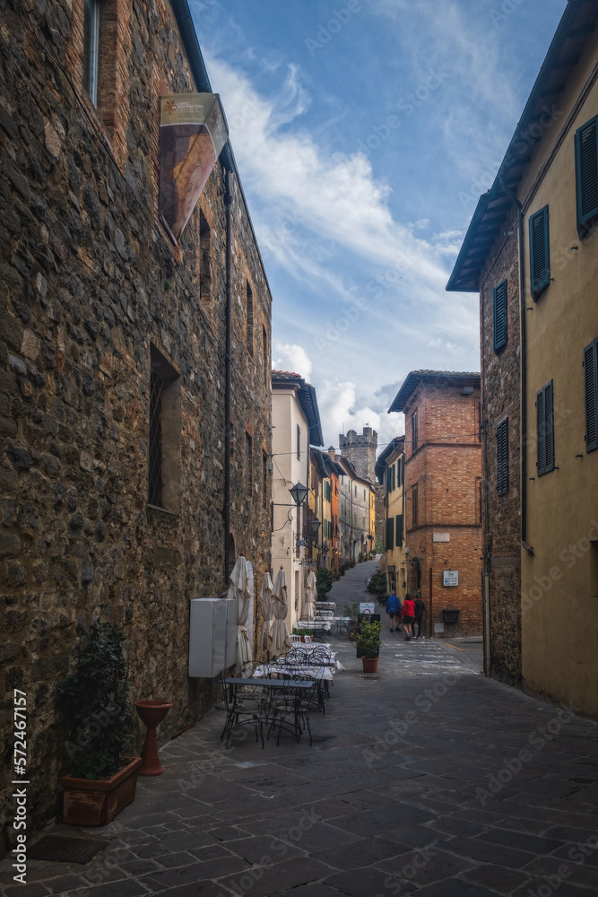 MONTALCINO, ITALY - OCTOBER 2033: View on street of Montalcino. Siena, Tuscany