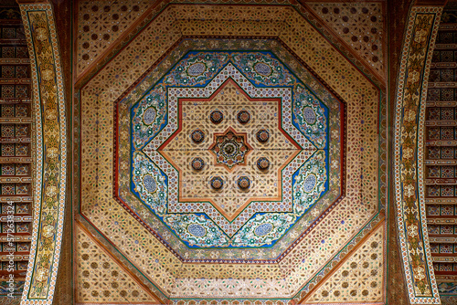 Marrakesch bekannt auch für seine historische, orientalische Architektur