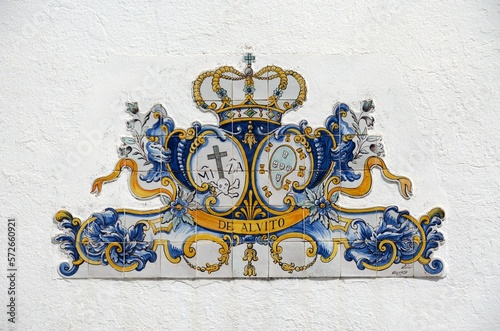 Escudo heráldico en Alvito, Alentejo photo