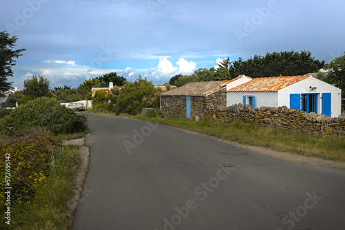 Road and houses in Yeu Island