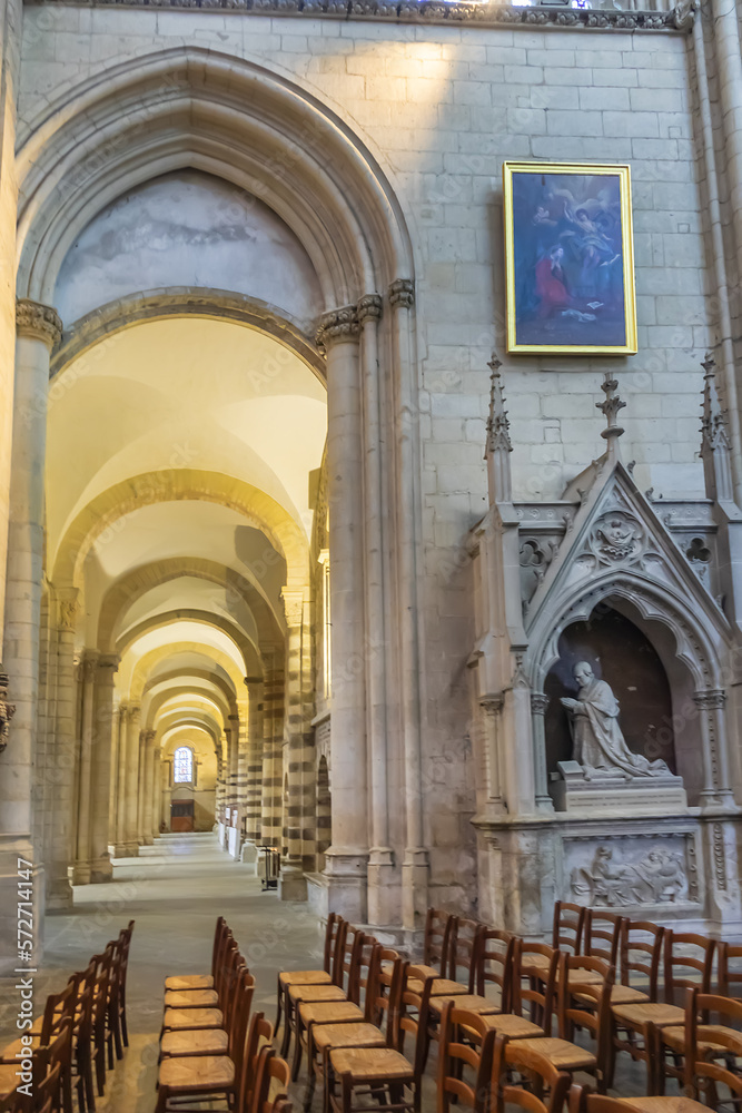 Interior of Le Mans Roman Catholic cathedral of Saint Julien