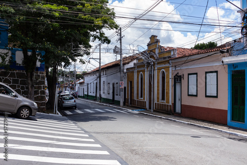 Casario em Santana de Parnaíba - SANTANA DE PARNAIBA, SP, BRAZIL - JANUARY 15, 2023: Old houses on Suzana Dias street in the historic center. photo