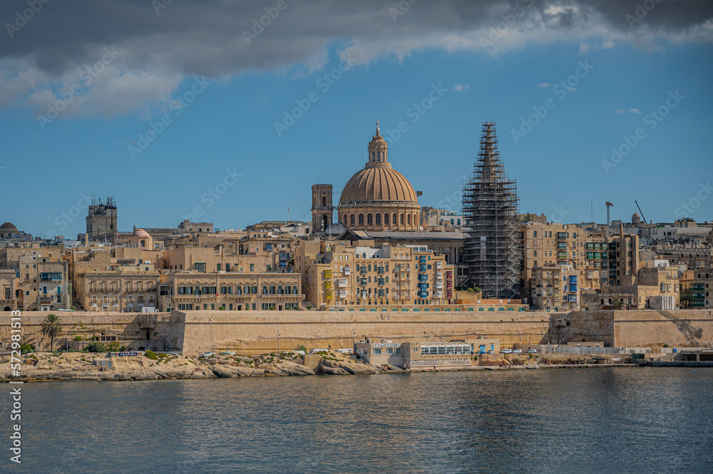 Valletta: A Captivating Mediterranean Cityscape