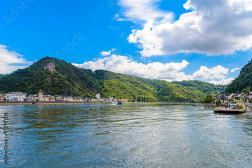 Burg castle Katz near Rhein Rhine river in Sankt Goarshausen, Loreley Lorelei, Rhein-Lahn-Kreis, Rhineland-Palatinate, Rheinland-Pfalz, Germany
