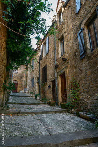 small empty france street in the village sarlat in the dordogne © Chris Willemsen 
