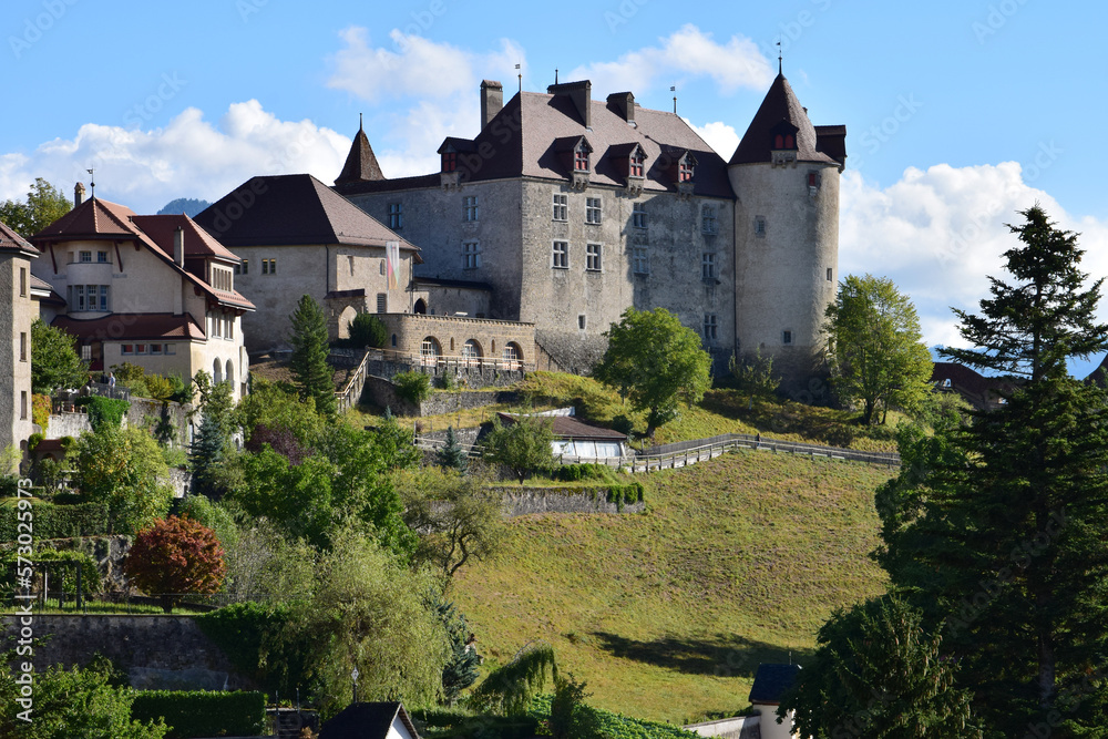 Fototapeta premium Le Château de Gruyères au matin