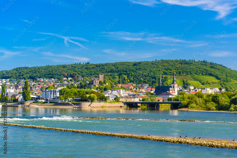 Fototapeta premium Bingen am Rhein Rhine near Ruedesheim Rudesheim, Rheingau-Taunus-Kreis, Darmstadt, Hessen, Germany