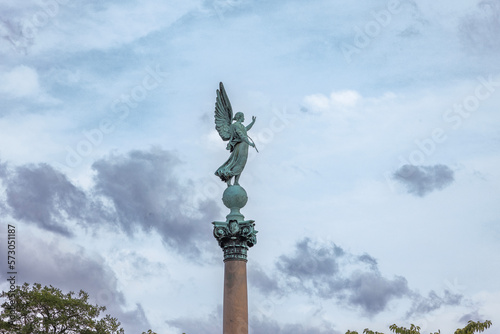 The Ivar Huitfeldt Column is a monument at Langelinie in Copenhagen, Denmark, built to commemorate the death of Admiral Ivar Huitfeldt and his men from HDMS Dannebroge,

 photo