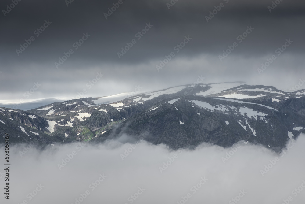 Obraz premium View over the mountains of central Norway, Odda