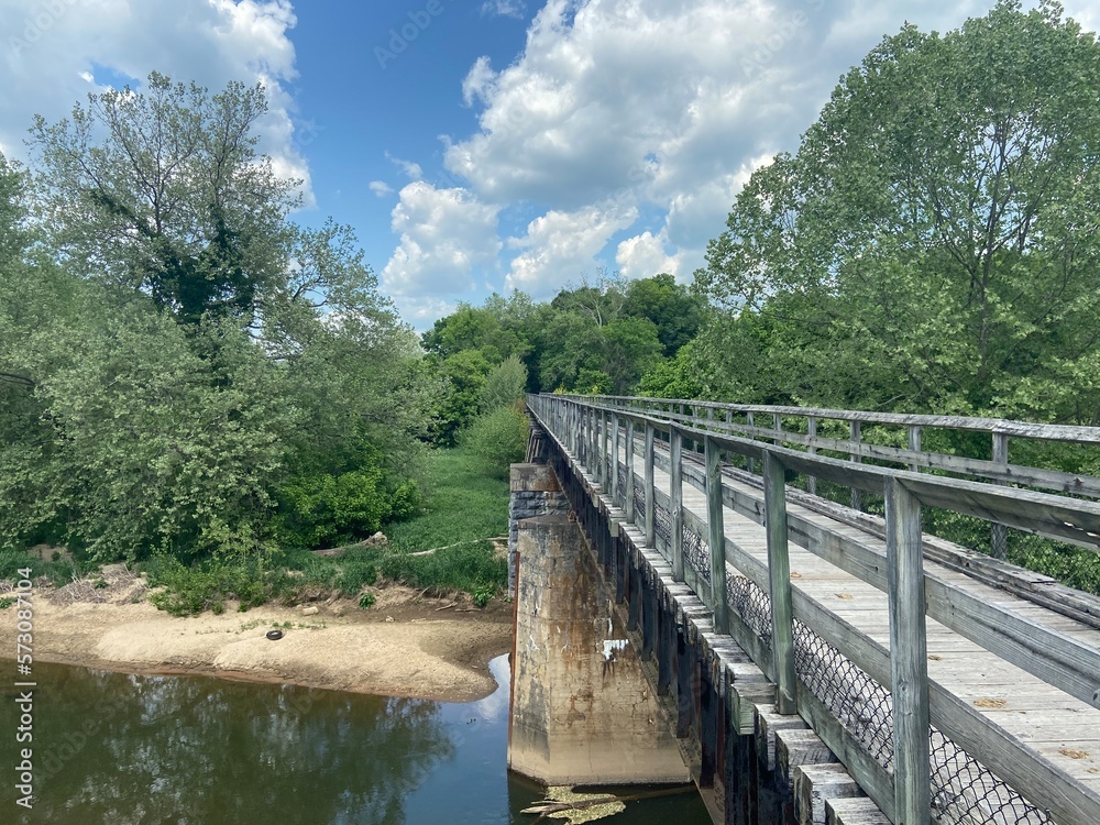 Obraz premium New River Trail State Park - Pulaski County, VA