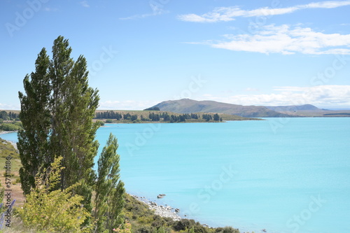Emerald green lake under the clear sky