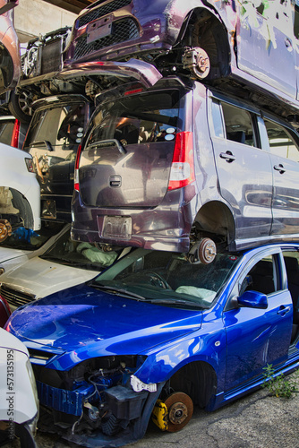 Obraz na płótnie 廃車になった自動車 w salonie