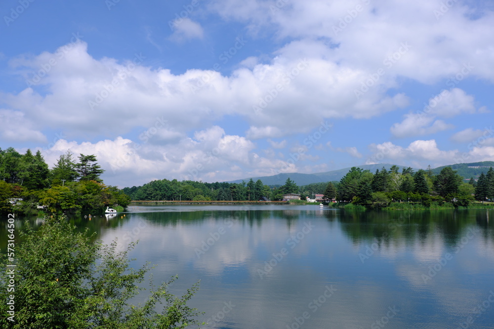 蓼科湖の風景