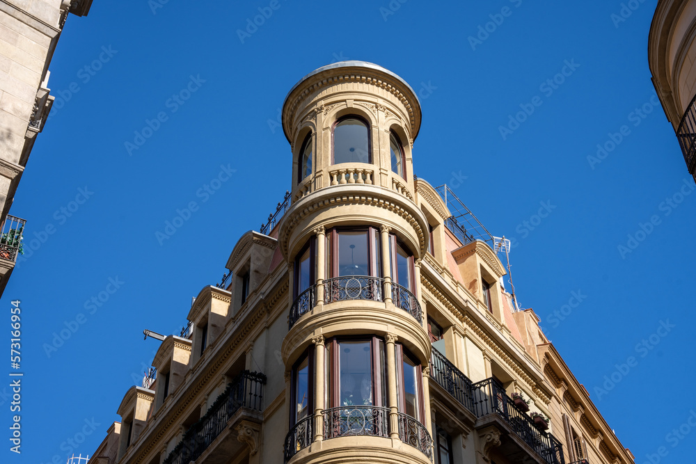 palmier batiment barcelone barcelona