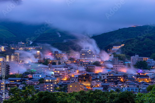 鉄輪温泉の湯けむり夜景