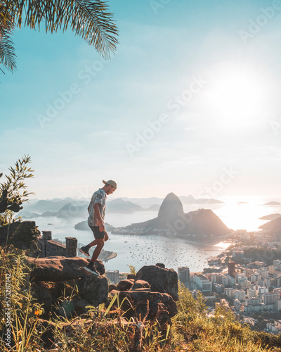 Obraz na płótnie hiker in rio de janeiro brazil